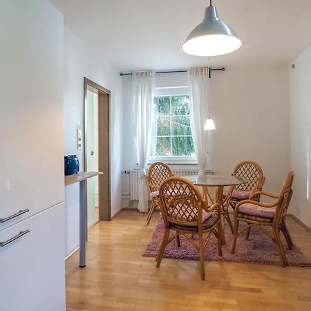 Amazing Apartment In Ober Ramstadt With Kitchen ภายนอก รูปภาพ